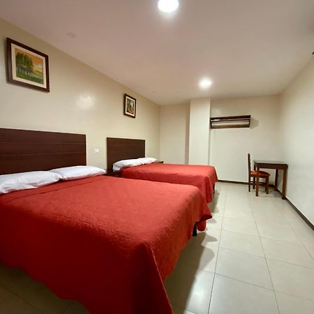 Hotel Carrion Loja Quarto foto