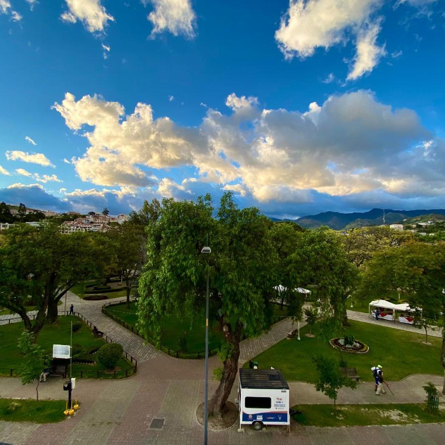 Hotel Carrion Loja Exterior foto