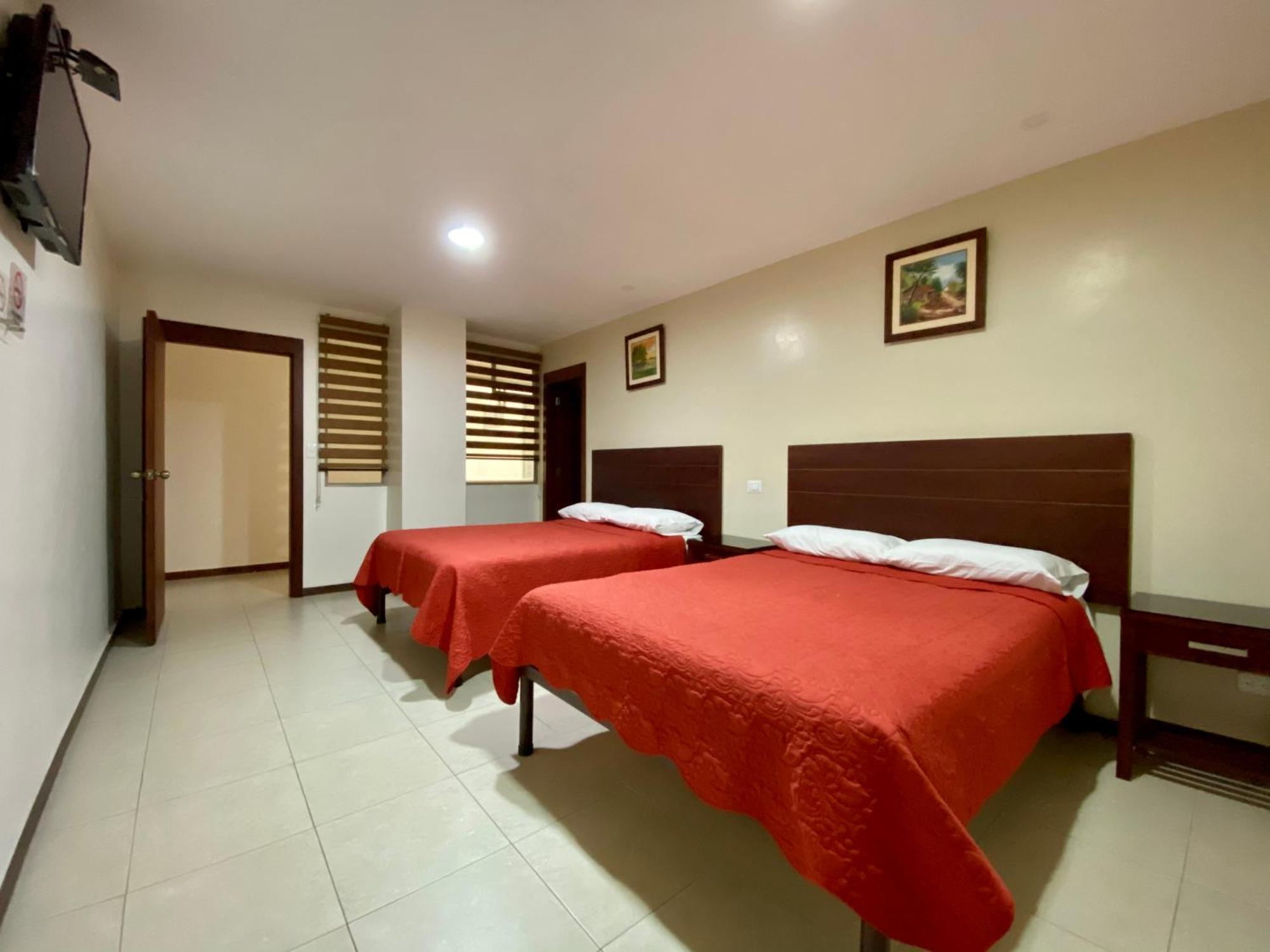 Hotel Carrion Loja Quarto foto