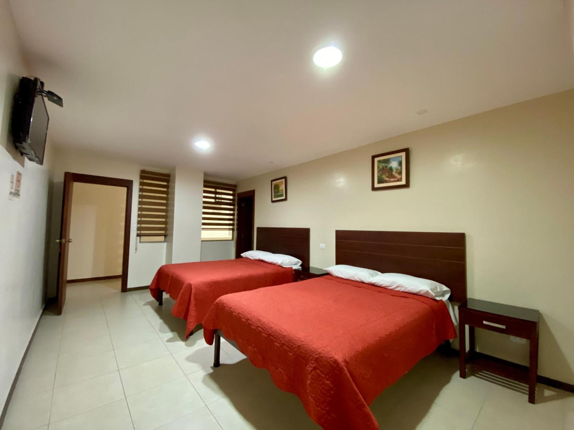 Hotel Carrion Loja Quarto foto